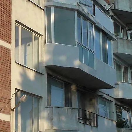 شقة флора - гр.приморско ммц *