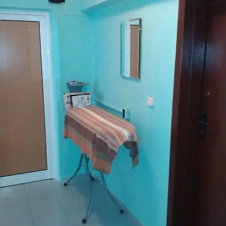 флора - гр.приморско ммц شقة *