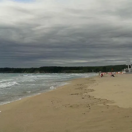 شقة флора - гр.приморско ммц بريمورسكو