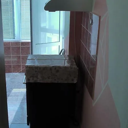 флора - гр.приморско ммц شقة بريمورسكو