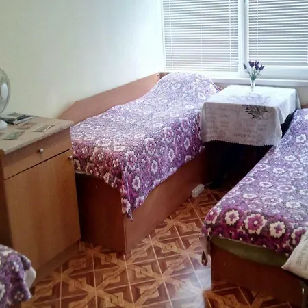 флора - гр.приморско ммц Apartamento *