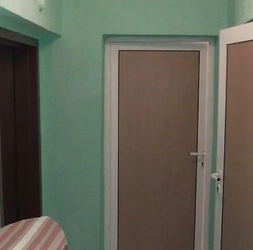 Apartamento флора - гр.приморско ммц *