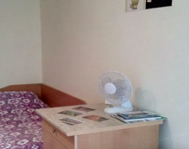 флора - гр.приморско ммц Apartamento *